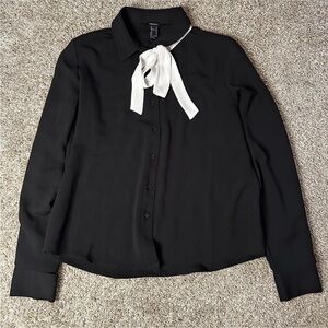 Forever 21 Black Top with White Accent